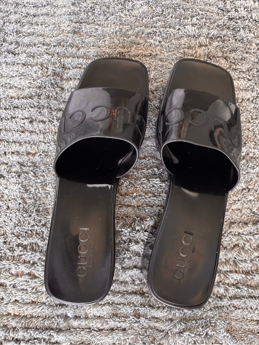 Gucci Black Patent Slide Sandals - Picture 2 of 8